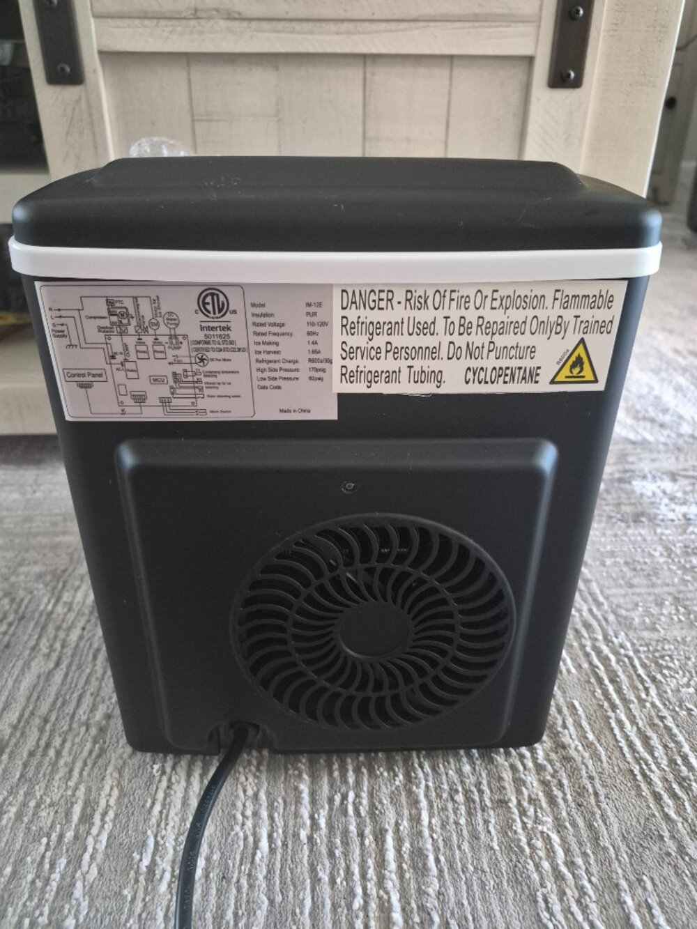 Countertop Ice Maker Machine with Handle - Picture 4 of 6